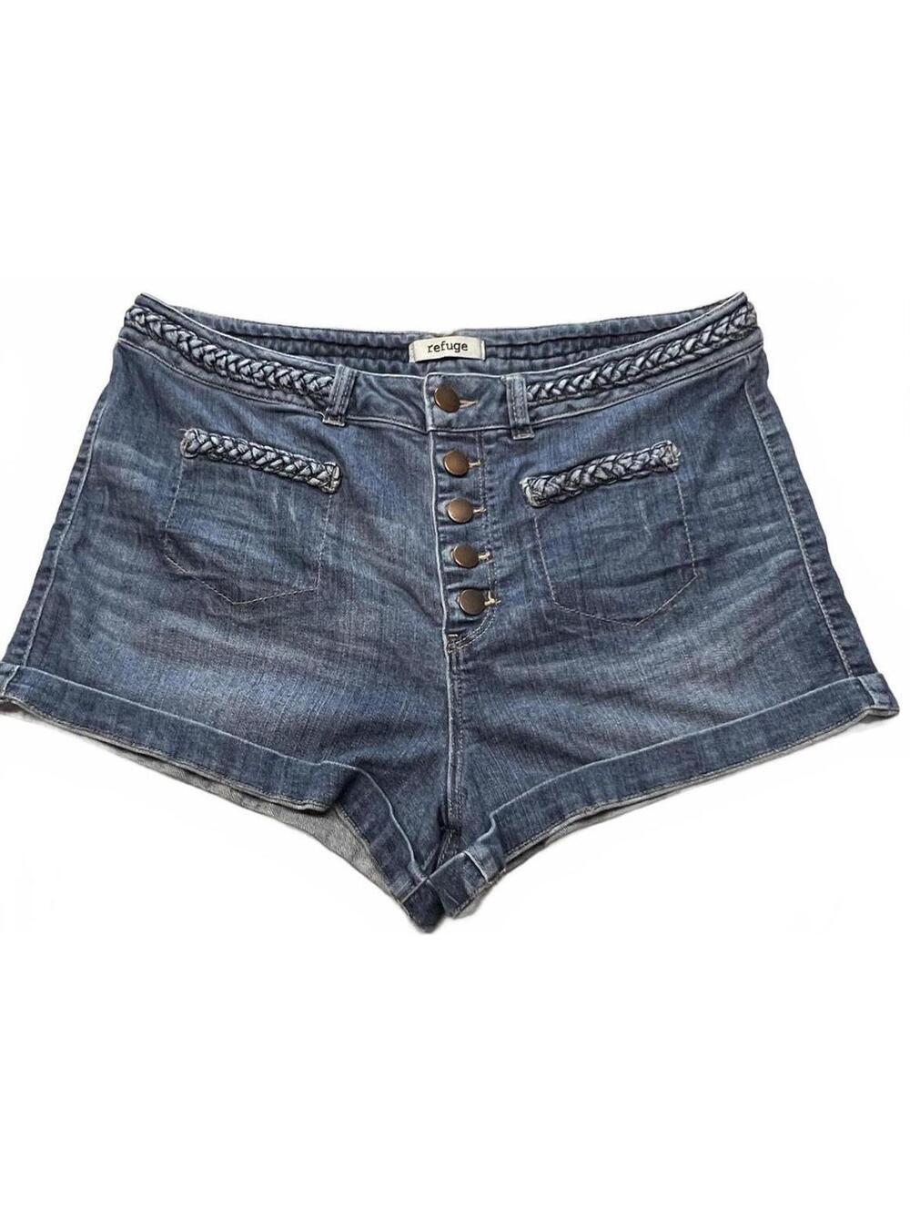 Refuge Distressed Medium Wash Denim Shorts Coastal Indie Summer 14